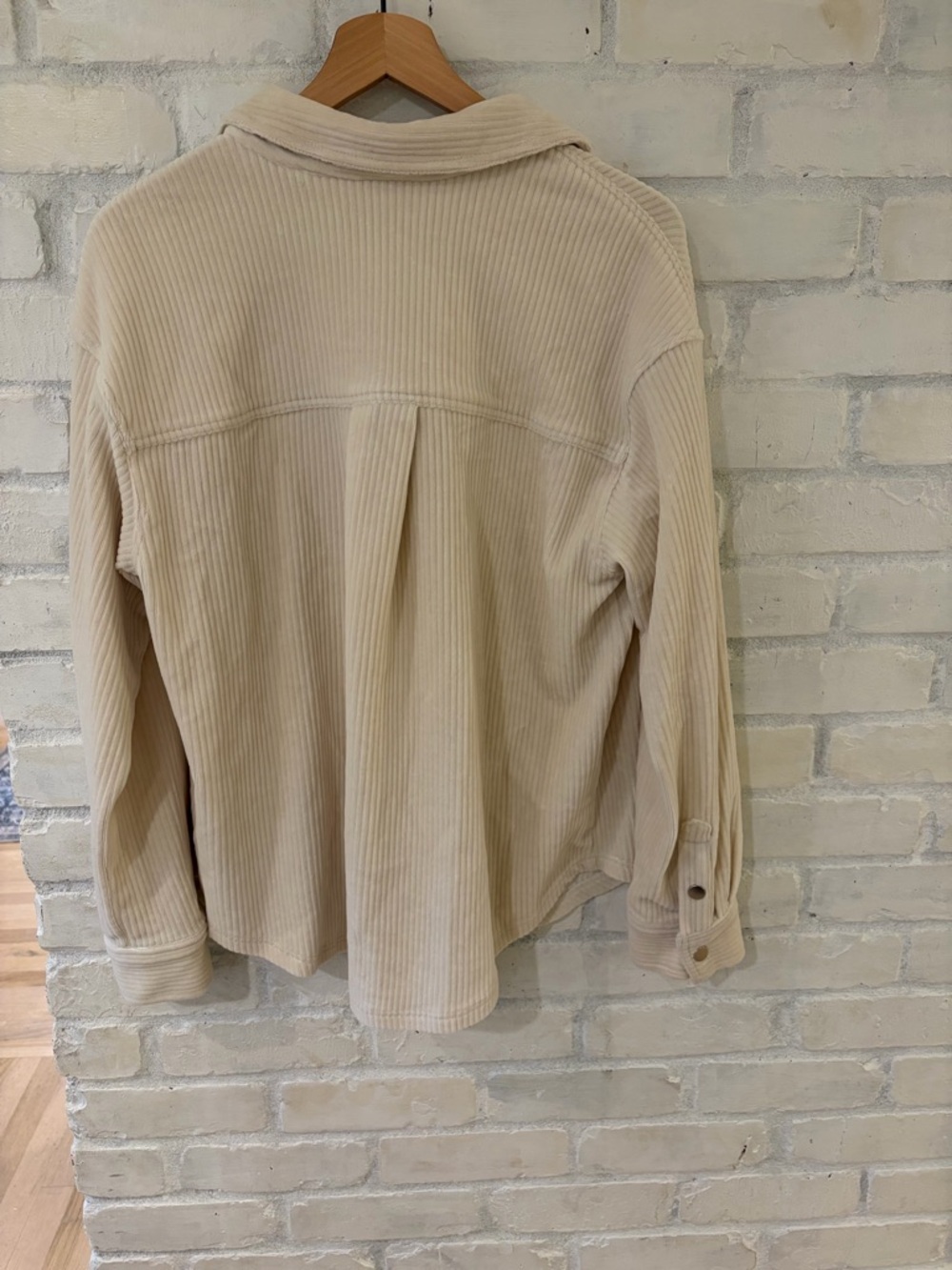 Z Supply Cream Utility Shacket - Picture 6 of 8